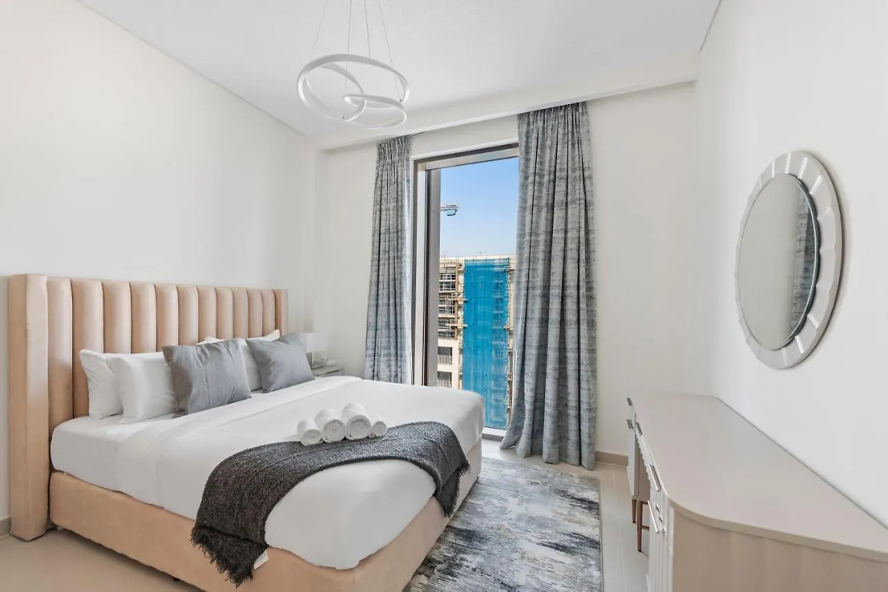 Superb 1Br Apt Creek Beach Dubai